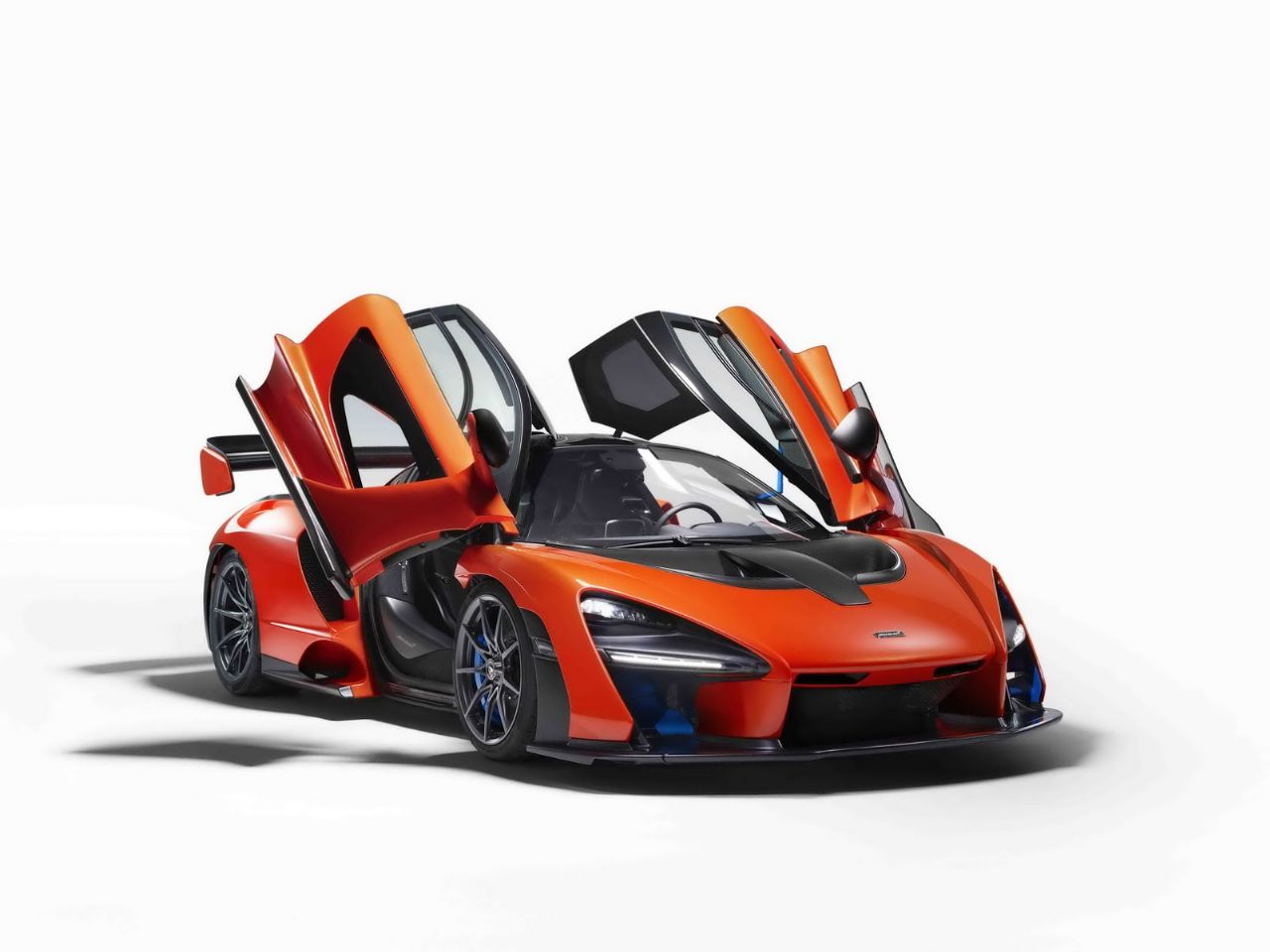 Najzmogljivejši serijski McLaren kot poklon veliki legendi Najzmogljivejši serijski McLaren kot poklon veliki legendi