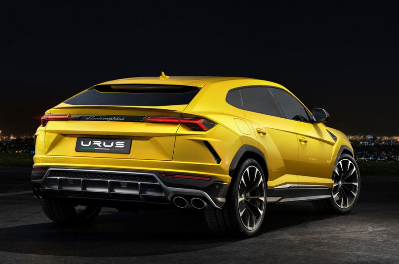 Veliki Lamborghinijev SUV se predstavi Veliki Lamborghinijev SUV se predstavi