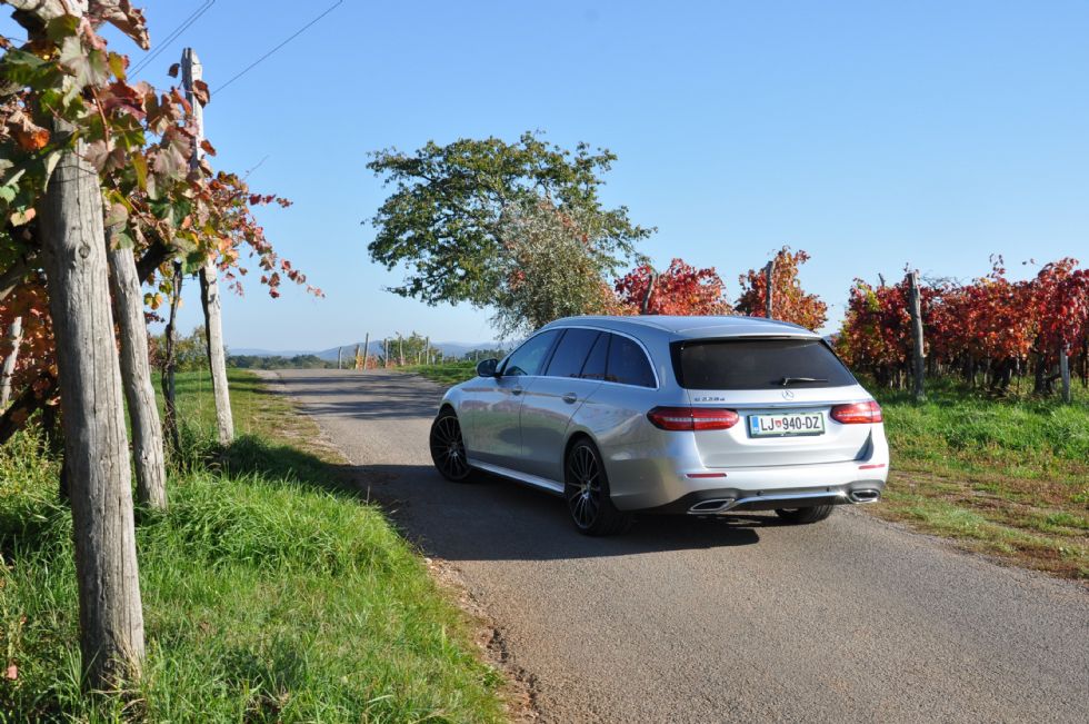 Všečne linije, velik prtljažnik in avtomatika Všečne linije, velik prtljažnik in avtomatika