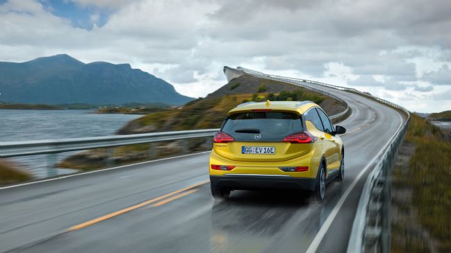 Kako nastaja Opel Ampera-e