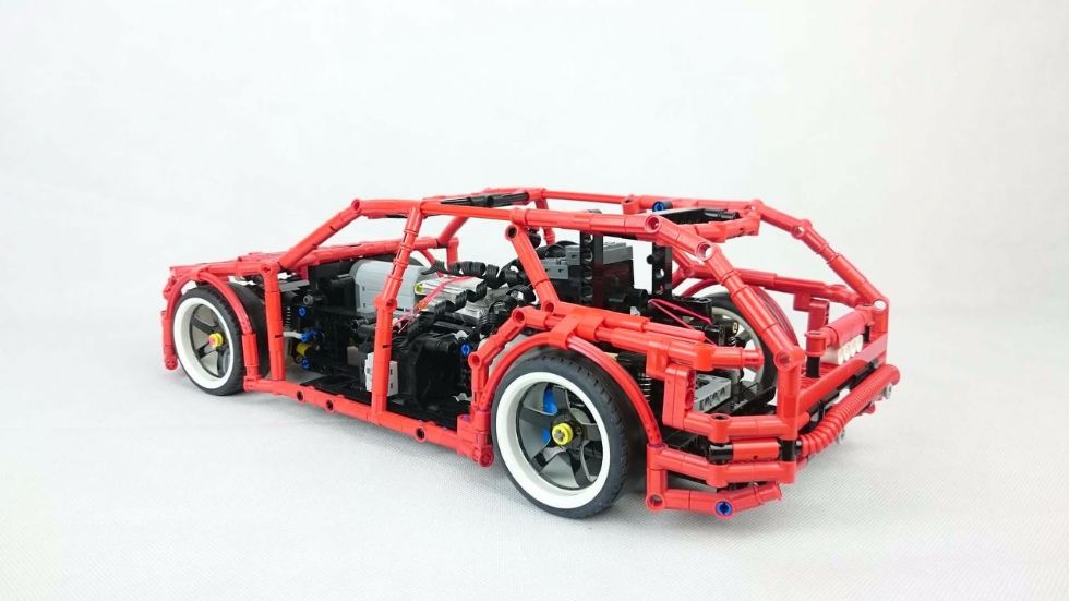 Drifterska 4x4 mašina iz Lego kock