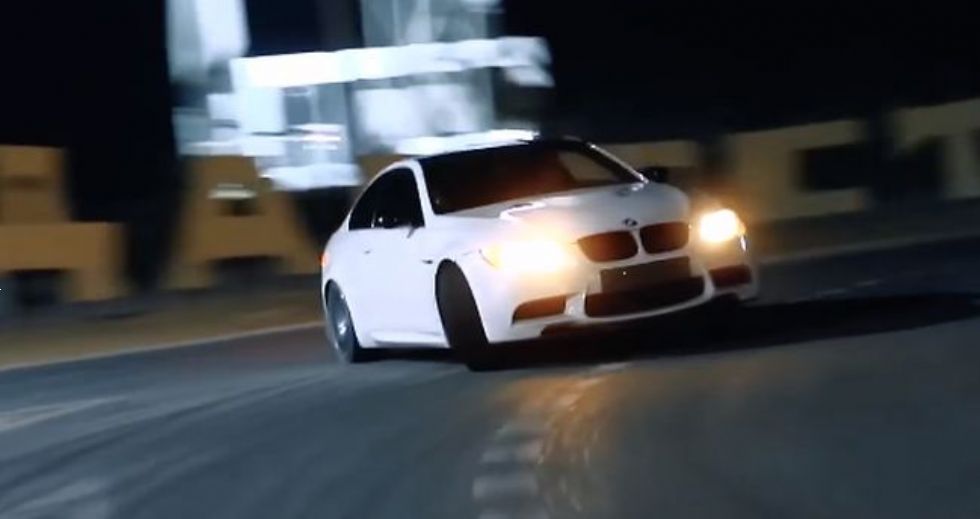BMW-jev drifterski ples sredi ulic