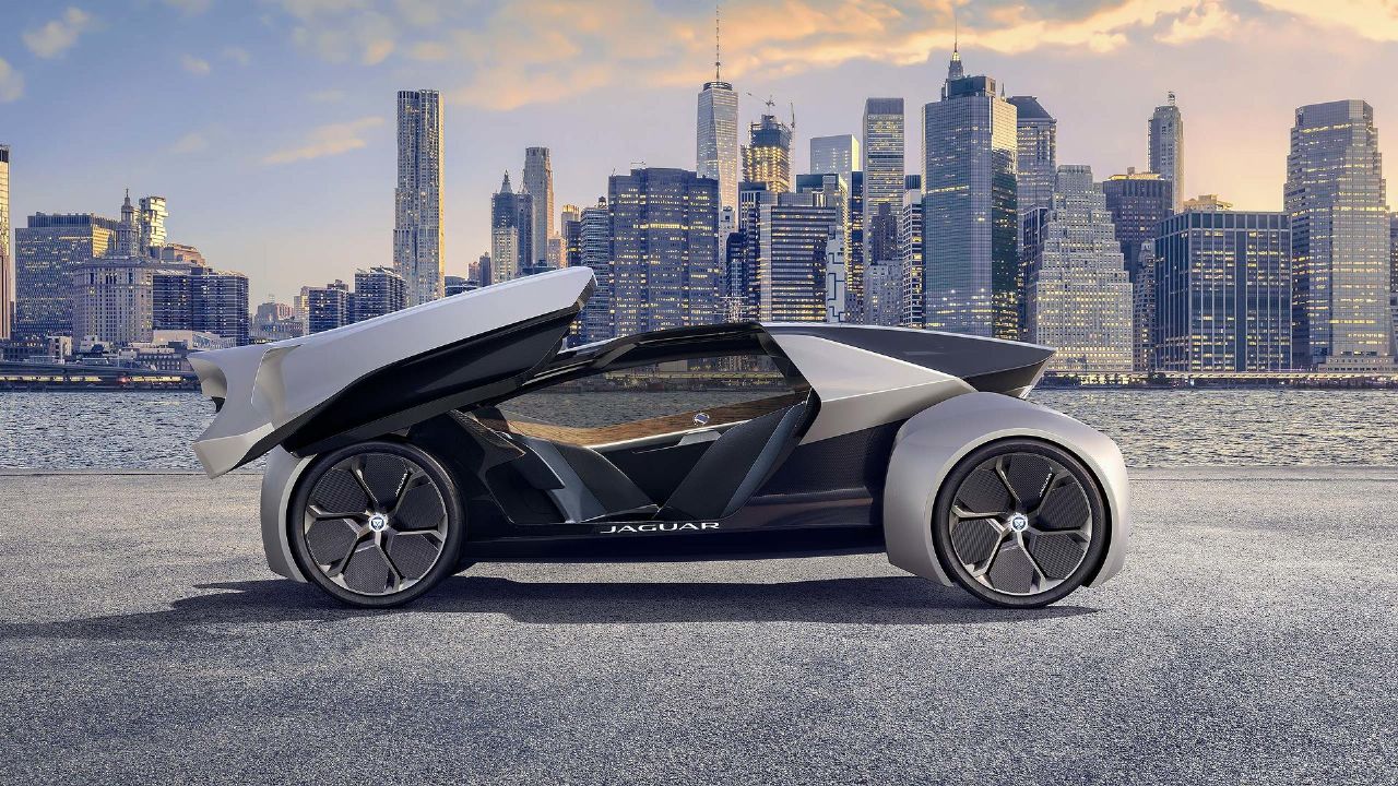 Elektrognana klasika in avtomobil za leto 2040 Elektrognana klasika in avtomobil za leto 2040