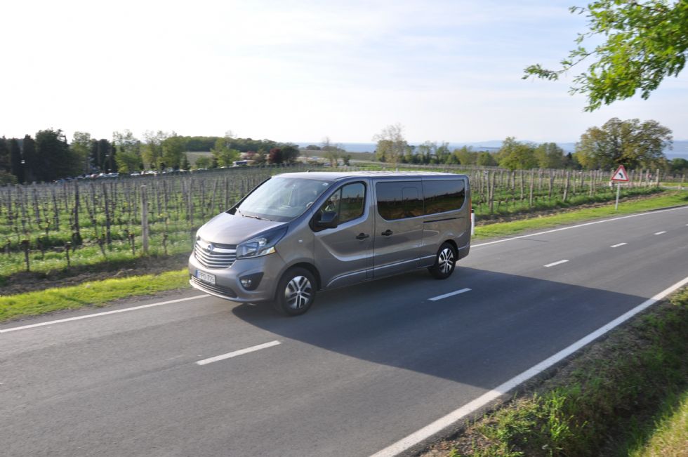 Vivaro je za poslovne uporabnike lahko dobra naložba Vivaro je za poslovne uporabnike lahko dobra naložba