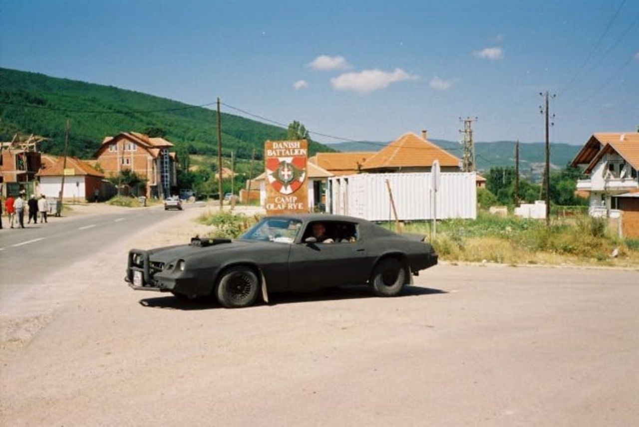 Nevidni cestni odpadnik na vojnem območju Nevidni cestni odpadnik na vojnem območju