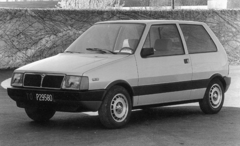 Priljubljen Fiat, ki bi moral biti Lancia