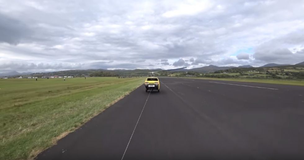 Skoraj leteči trikolesni Reliant Robin