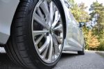 Poplavo terencev Audi bogati z elegantno limuzino - fotografija 11