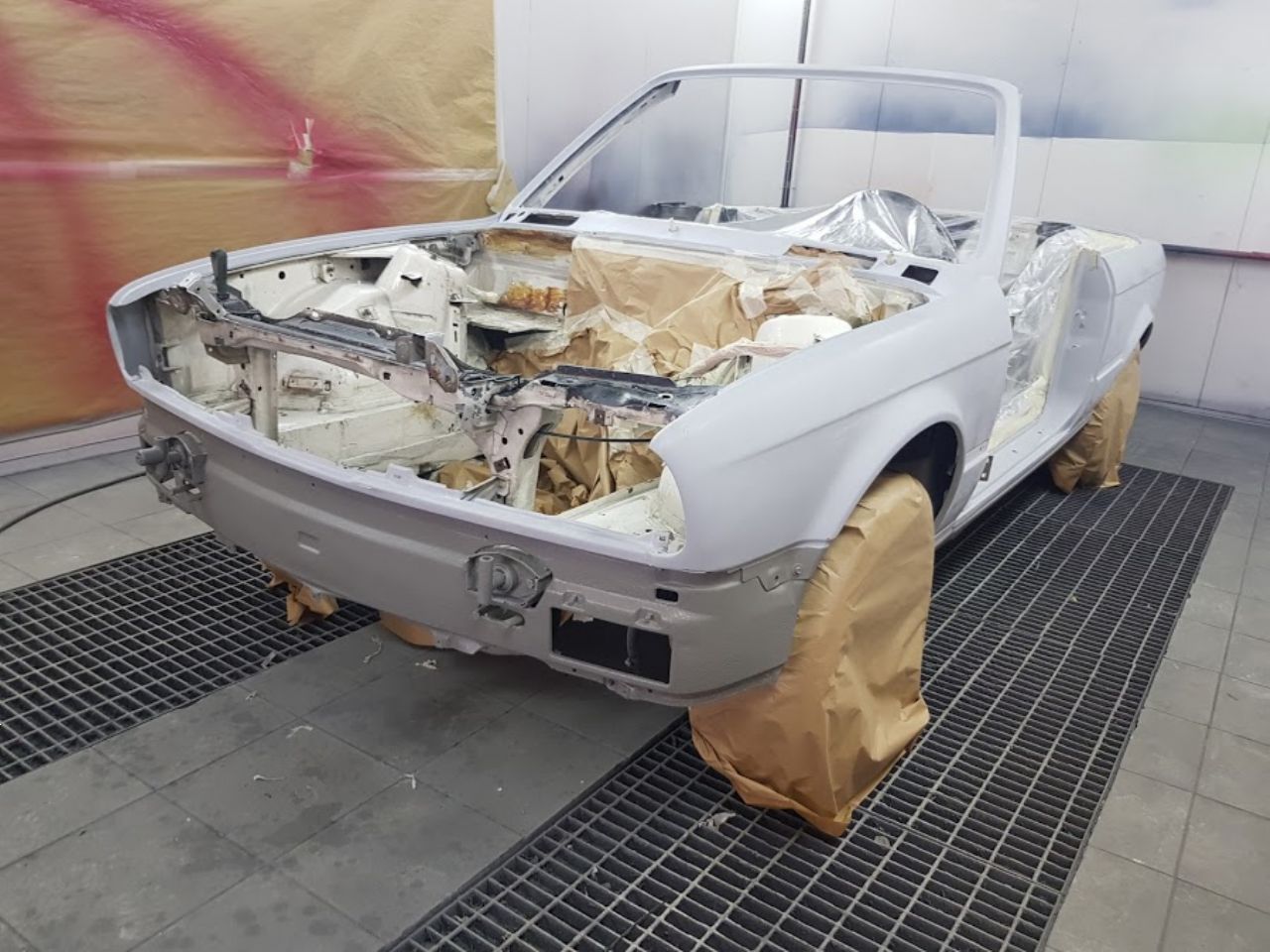 Ameriški BMW čez Slovenijo na Mallorco