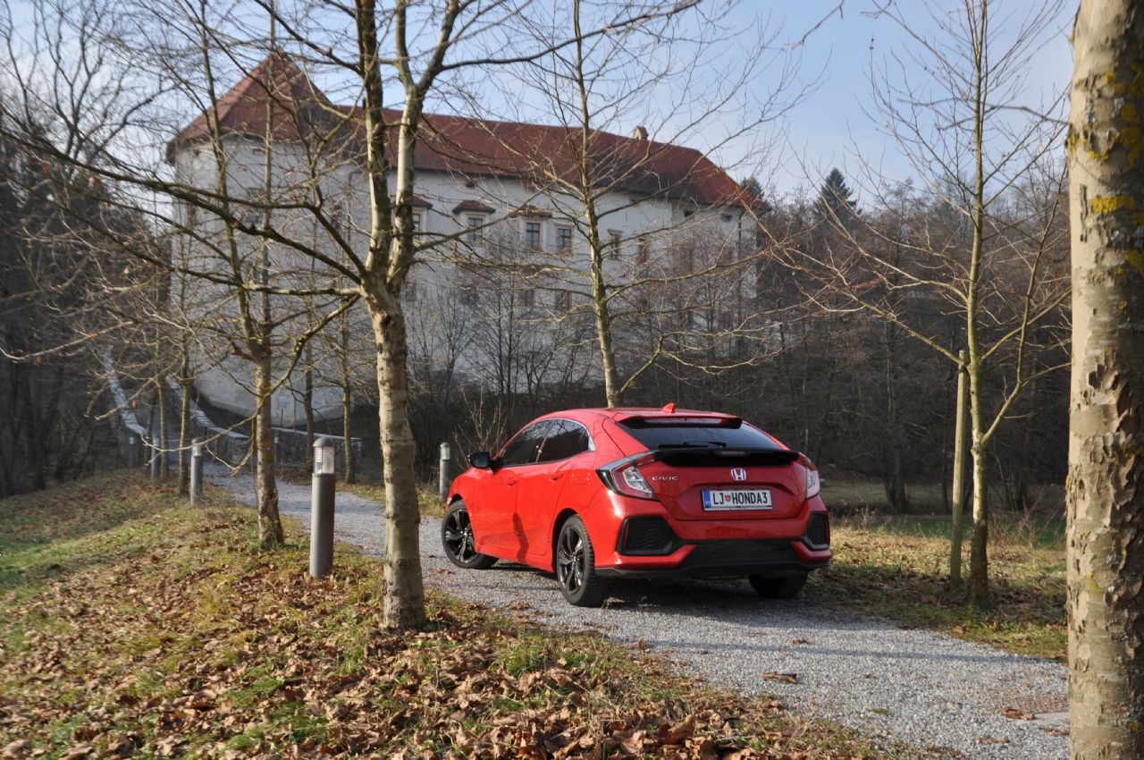 Trije valji in sto devetindvajset užitkov