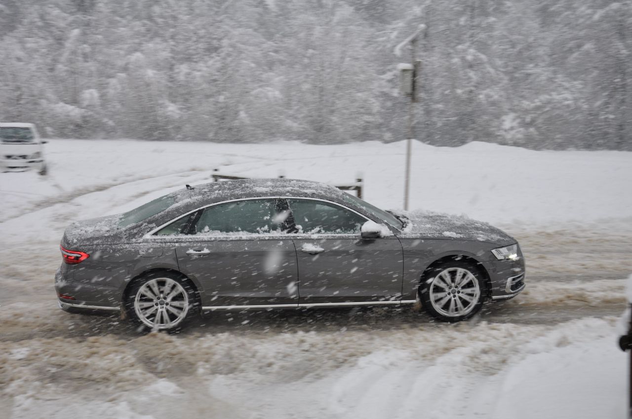 Audi za 100 tisočakov bo našel vsaj 40 Slovencev Audi za 100 tisočakov bo našel vsaj 40 Slovencev