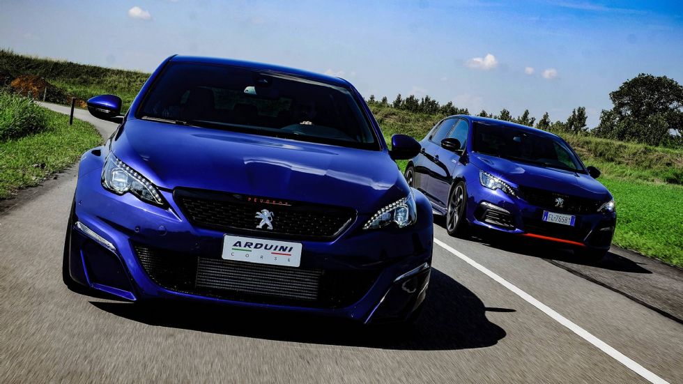 Takšen bi v resnici moral biti 308 GTi