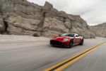 Hardcore maneken v lovu za Ferrarijem  - fotografija 3