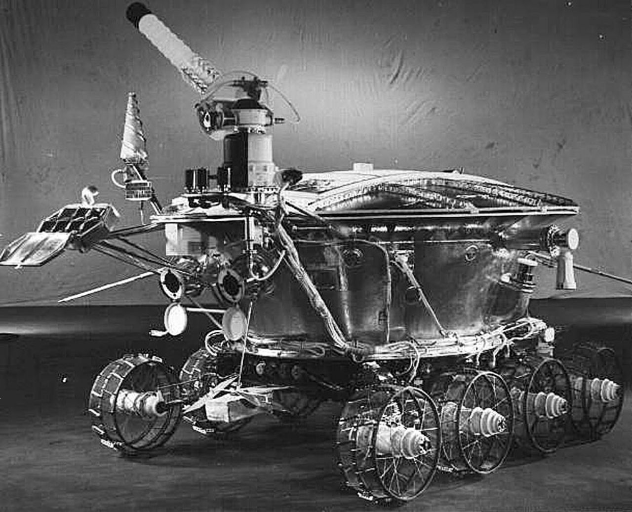 Avto iz drugega sveta Avto iz drugega sveta