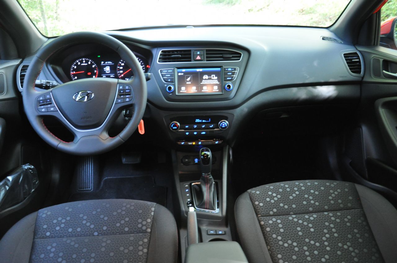 Prenova prinesla 7-stopenjsko avtomatiko in zmogljivejši turbo motor Prenova prinesla 7-stopenjsko avtomatiko in zmogljivejši turbo motor