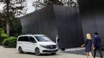 Prvi električni premium kombi - fotografija 2