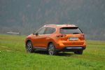 SUV s sprednjim pogonom in malim motorjem - fotografija 21