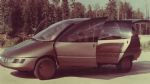 Sovjetski futuristični minvan - fotografija 1