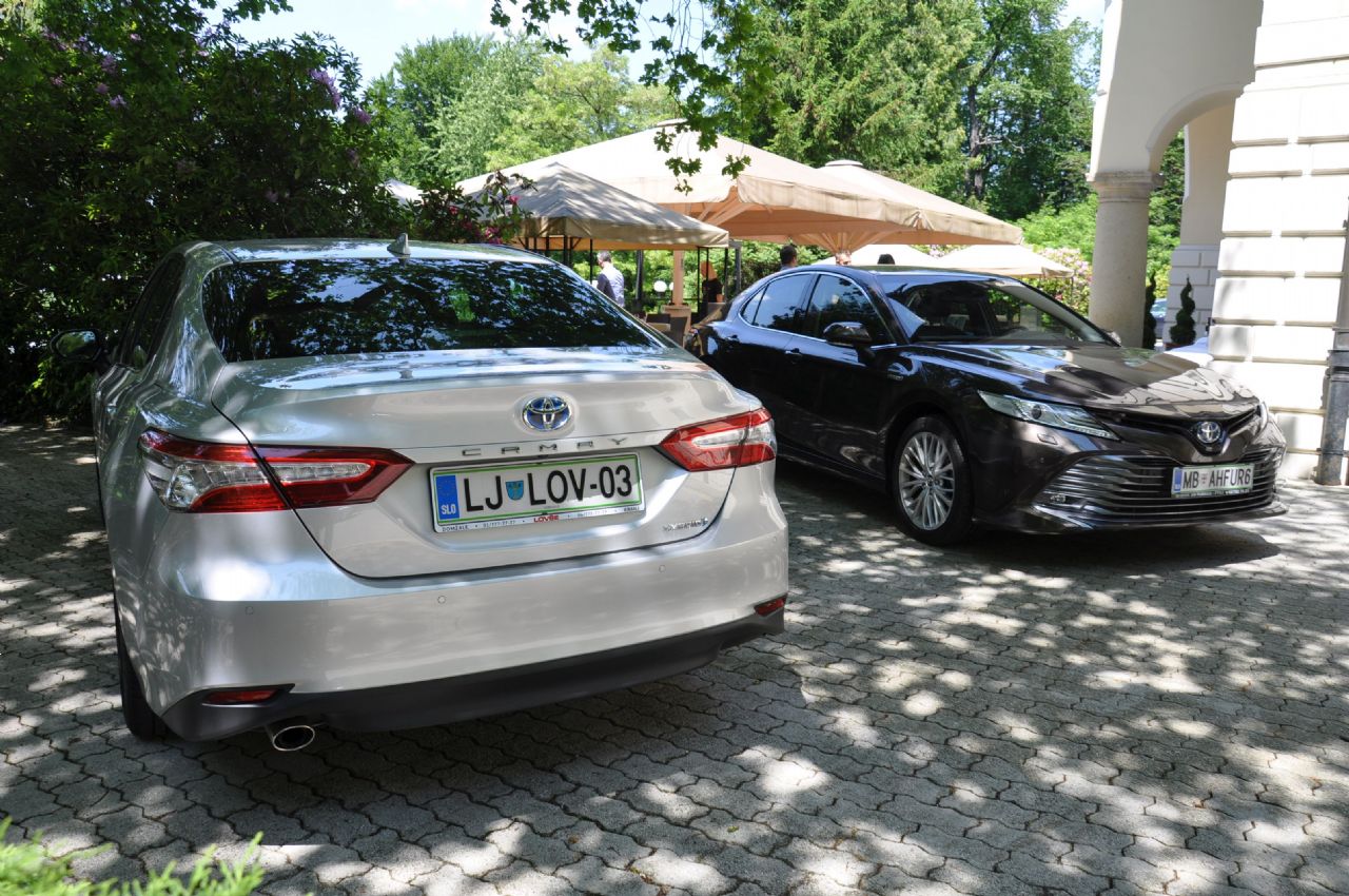Camry po dolgem zatišju previdno vstopa na slovenski trg Camry po dolgem zatišju previdno vstopa na slovenski trg
