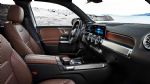 Kompaktni Mercedesov SUV s sedmimi sedeži - fotografija 14