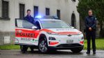 Elektrificirani švicarski policisti - fotografija 4