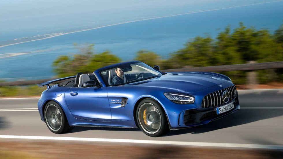 Hudo navit roadster za 750 srečnežev