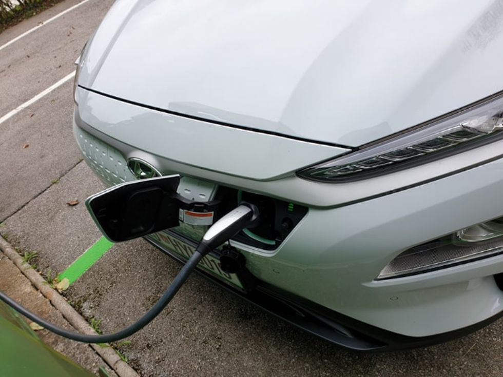Vsak petdeseti avto je električen, močno izstopa Norveška Vsak petdeseti avto je električen, močno izstopa Norveška