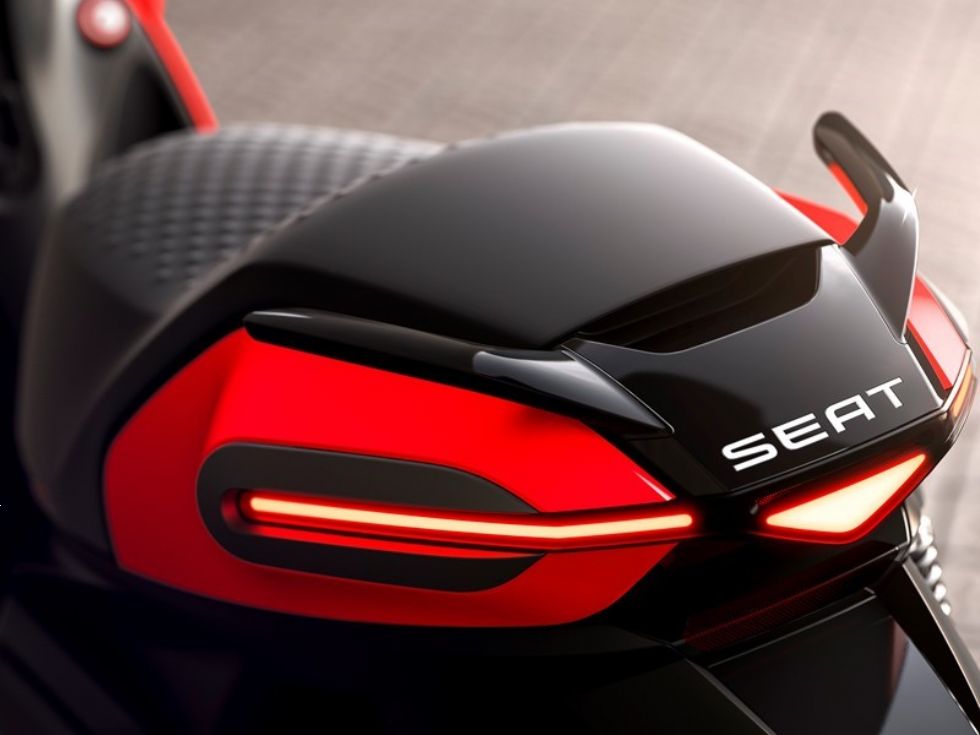 Seat vstopa na trg e-skuterjev Seat vstopa na trg e-skuterjev