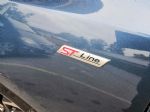 Družinski avto z emocijami serijsko - fotografija 15