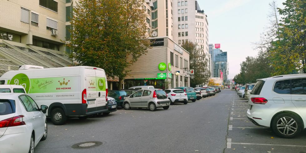 Brez prask na parkiriščih
