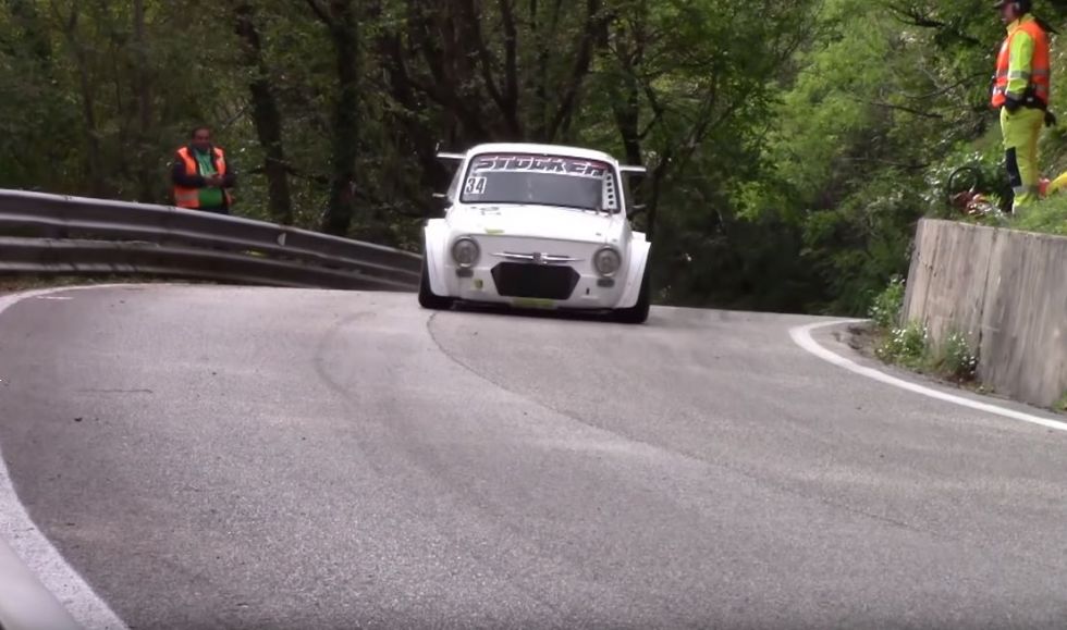 Ko mali Fiat 850 postane pošast 