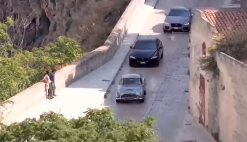 Bondove avtomobilske akcije v Italiji	