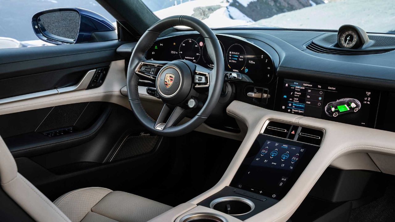 Porschejeva električna športna limuzina