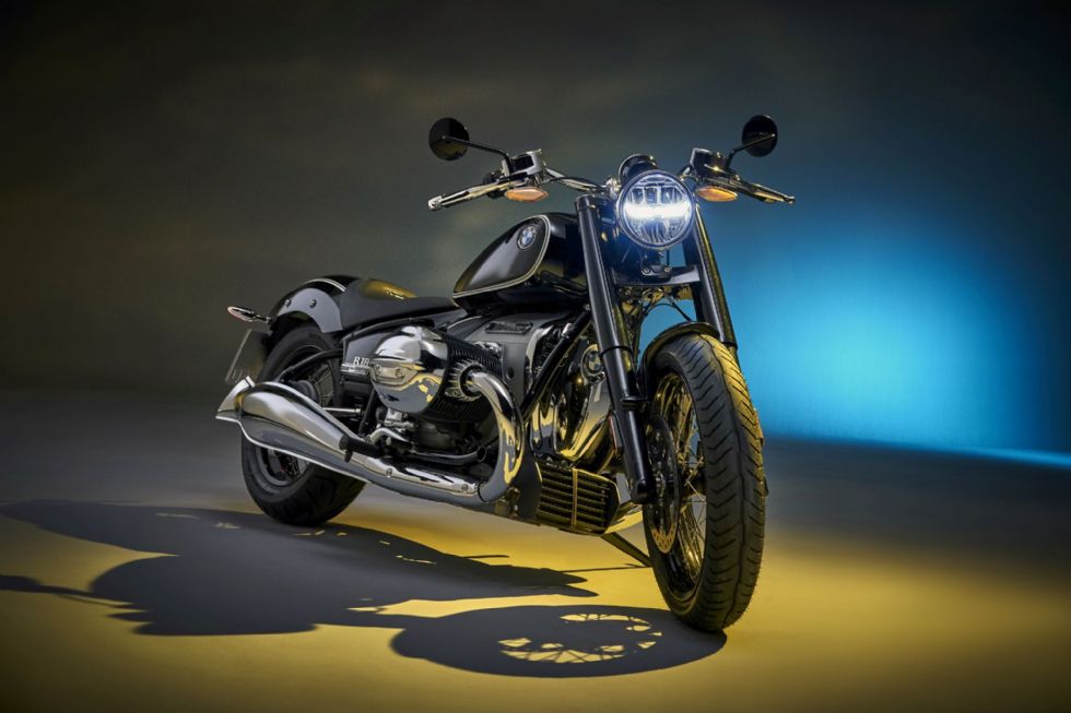 Kruzerski BMW R18 za nov krog kupcev