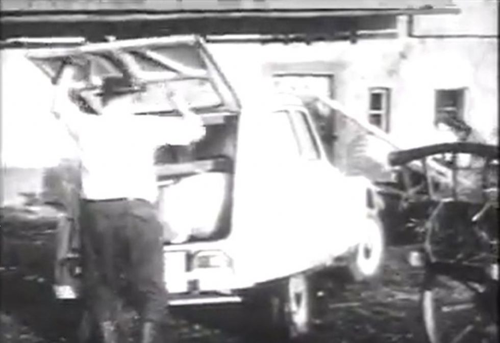 Kako so nekoč predstavljali Citroenovo legendo Kako so nekoč predstavljali Citroenovo legendo
