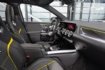 Najmanjši Mercedesov križanec s 388 konji - fotografija 1