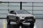 Najmanjši Mercedesov križanec s 388 konji - fotografija 9