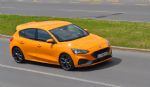 V njem se skriva dirkaška duša - fotografija 32