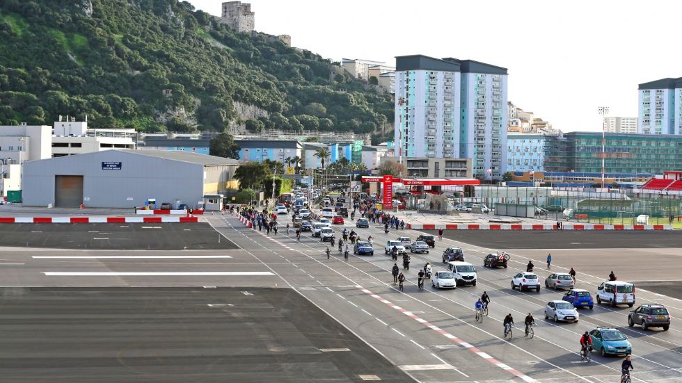 Gibraltar drugače kot Velika Britanija Gibraltar drugače kot Velika Britanija