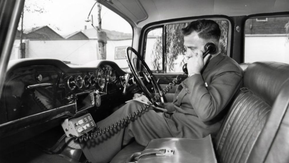 Prvi telefonski klic iz avtomobila