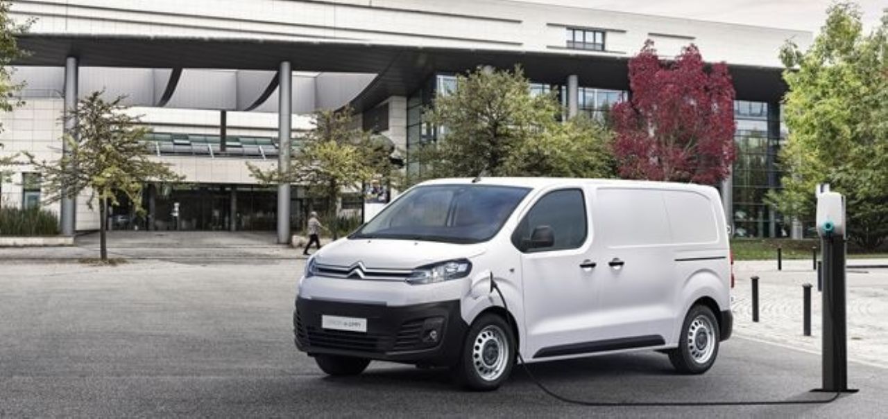 Popolna elektrifikacija razreda lahkih gospodarskih vozil skupine PSA do konca leta 2021
