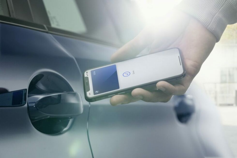 Prihaja CarKey, najprej za BMW