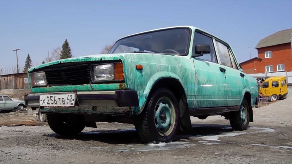 Kako prebarvati Lado z vapom