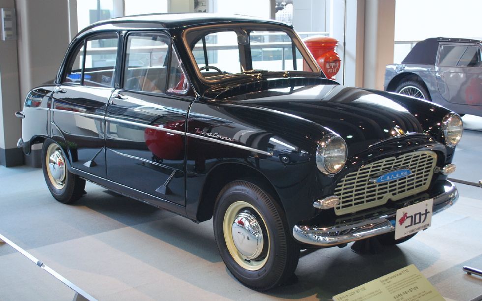 Korona ni samo virus, nekoč je bil tudi uspešen Toyotin model Korona ni samo virus, nekoč je bil tudi uspešen Toyotin model