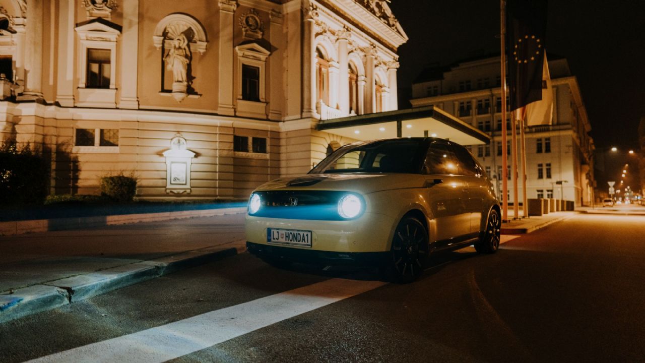 Honda z drzno obliko v pravi boj za kupce šele po novem letu
