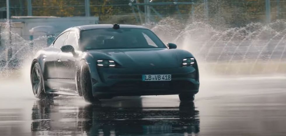 Najdaljši drift z električnim vozilom
