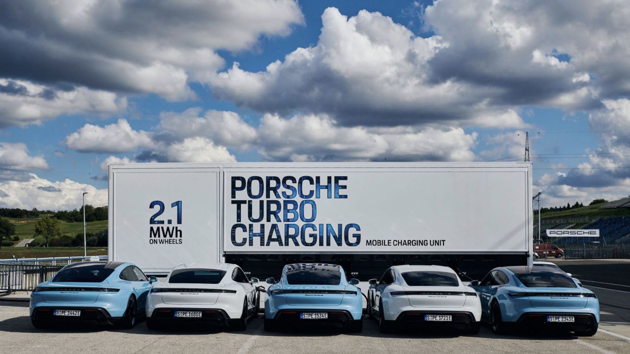 Porschejeva mobilna turbo polnilnica