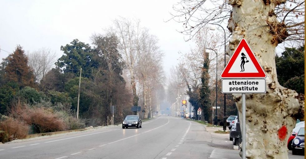 Pozor, prostitutke in pijanci na cesti!