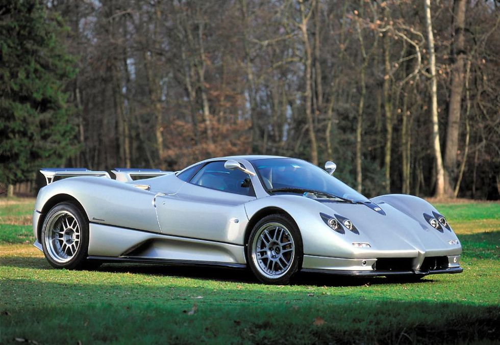 Pagani delno v arabske roke
