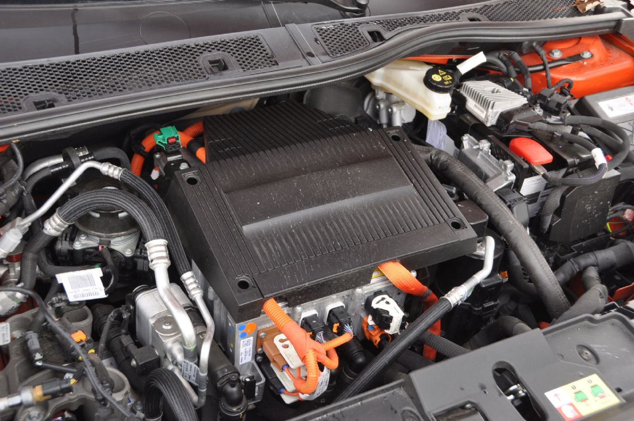 Corsa na električni pogon, kako drugačna je? Corsa na električni pogon, kako drugačna je?